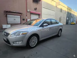 Gris / plata Usado 2009 Ford Mondeo Ghia Berlina | 7000 € (Un poco caro)