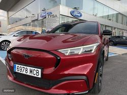 Rojo Usado 2022 Ford Mustang Mach-E SUV | 49.900 €