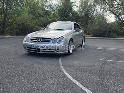 Gris / plata Usado 2002 Mercedes CLK320 Elegance Coupe | 9500 € (Caro)