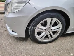 Gris / plata Usado 2009 Mercedes E250 Avantgarde Berlina | 9000 € (Buen precio)