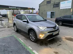Gris / plata Usado 2018 Toyota RAV4 Hybrid Executive SUV | 19.000 € (Buen precio)