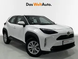 Blanco Usado 2023 Toyota Yaris Cross Active SUV | 21.900 € (Precio justo)