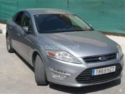 Gris / plata Usado 2014 Ford Mondeo Titanium Berlina | 17.500 €