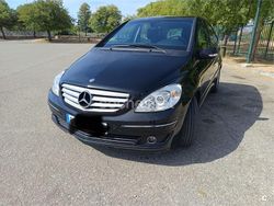 Negro Usado 2009 Mercedes B180 Monovolumen | 6900 € (Buen precio)