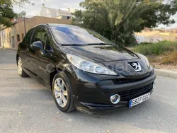 Negro Usado 2009 Peugeot 207 Premium Berlina | 3300 € (Buen precio)
