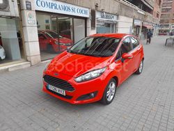 Rojo Usado 2014 Ford Fiesta Trend Berlina | 5990 €