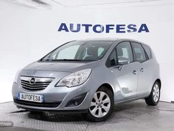 Plateado Usado 2013 Opel Meriva Cosmo Monovolumen | 8250 € (Precio justo)