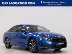 Azul Usado 2025 Skoda Octavia SportLine Utilitario | 30.990 € (Un poco caro)