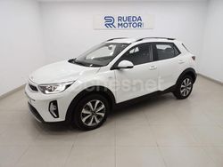 Blanco Usado 2024 Kia Stonic SUV | 20.900 € (Un poco caro)
