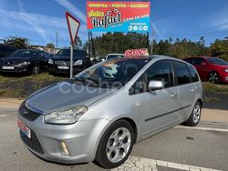 Gris / plata Usado 2010 Ford C-MAX Ghia Monovolumen | 3999 €