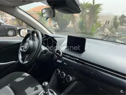 Gris / plata Usado 2022 Mazda 2 Homura-Line Berlina | 15.500 € (Precio justo)