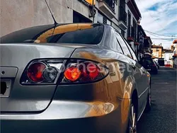 Gris / plata Usado 2006 Mazda 6 Sportive Berlina | 8100 € (Precio justo)