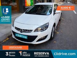 Blanco Usado 2012 Opel Astra Excellence Familiar | 5490 € (Buen precio)