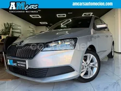 Gris / plata Usado 2021 Skoda Fabia Ambition Familiar | 12.990 € (Precio justo)