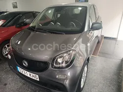 Gris / plata Usado 2018 Smart ForFour Berlina | 8990 € (Precio justo)