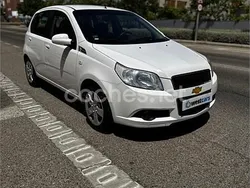 Blanco Usado 2009 Chevrolet Aveo LS Berlina | 4990 € (Precio justo)