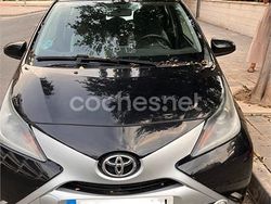 Negro Usado 2017 Toyota Aygo X-play Utilitario | 8000 € (Buen precio)