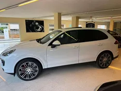 Blanco Usado 2015 Porsche Cayenne S SUV | 41.900 € (Precio justo)