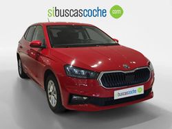 Rojo Usado 2025 Skoda Fabia Selection Utilitario | 17.990 € (Super precio)