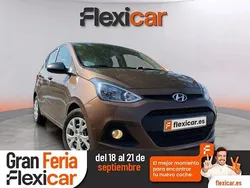 Marrón Usado 2016 Hyundai i10 Utilitario | 9980 € (Caro)