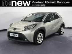 Gris Usado 2023 Toyota Aygo Play Utilitario | 12.300 € (Buen precio)