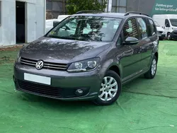 Gris Usado 2010 VW Touran Advance Monovolumen | 8600 € (Precio justo)