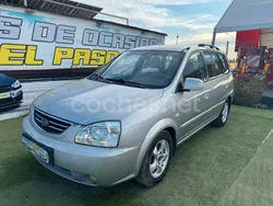 Gris / plata Usado 2004 Kia Carens LX Monovolumen | 1950 €