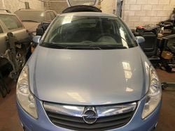 Gris Usado 2010 Opel Corsa Cosmo | 4500 € (Buen precio)