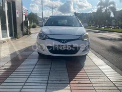 Blanco Usado 2014 Hyundai i20 Berlina | 5990 € (Buen precio)