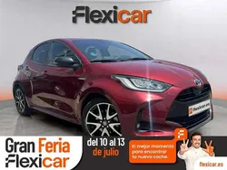 Burdeos Usado 2021 Toyota Yaris Hybrid Active Berlina | 17.990 € (Precio justo)