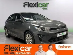 Gris Usado 2023 Kia Rio 2 Berlina | 16.990 € (Un poco caro)