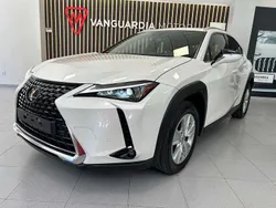 Blanco Usado 2022 Lexus UX 250h Business Edition SUV | 25.500 € (Precio justo)