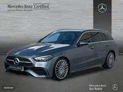 Gris / plateado Usado 2023 Mercedes C220 AMG line Familiar | 42.990 € (Un poco caro)