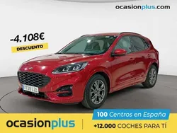 Rojo Usado 2022 Ford Kuga ST-Line SUV | 17.950 € (Precio justo)