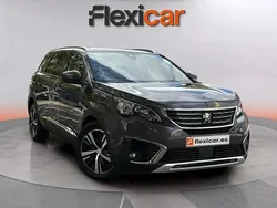 Gris Usado 2019 Peugeot 5008 Active Monovolumen | 17.090 € (Precio justo)