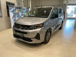 Gris / plata Nuevo 2024 Opel Combo Monovolumen | 29.900 € (Un poco caro)