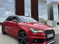 Rojo Usado 2013 Audi A1 Sportback Ambition Utilitario | 13.500 € (Precio justo)