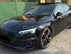 Negro Usado 2022 Audi A5 Sportback Ambiente Berlina | 42.000 € (Caro)