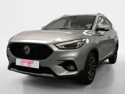 Gris / plata Usado 2024 MG ZS Luxury Berlina | 17.690 € (Un poco caro)