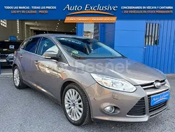 Gris / plata Usado 2015 Ford Focus Titanium Berlina | 9990 € (Buen precio)