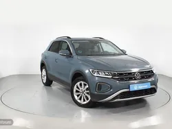 Azul Usado 2024 VW T-Roc Life SUV | 27.700 € (Precio justo)