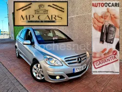 Gris / plata Usado 2009 Mercedes B180 Monovolumen | 4395 € (Precio justo)