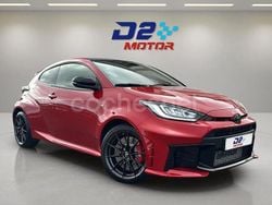 Granate Usado 2025 Toyota Yaris Berlina | 50.990 €