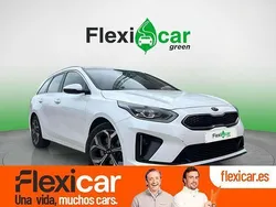 Blanco Usado 2021 Kia Ceed GT-Line Familiar | 14.690 € (Precio justo)