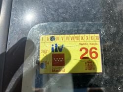 Gris / plata Usado 2004 Toyota Corolla Luna Berlina | 4500 € (Precio justo)