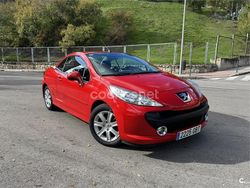 Rojo Usado 2008 Peugeot 207 CC Descapotable | 6700 € (Un poco caro)