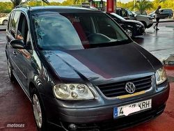 Azul Usado 2005 VW Touran Advance Monovolumen | 1550 €