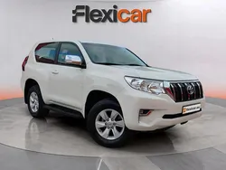 Blanco Usado 2021 Toyota Land Cruiser SUV | 41.990 €