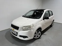 Blanco Usado 2009 Chevrolet Aveo LS Berlina | 5899 € (Precio justo)