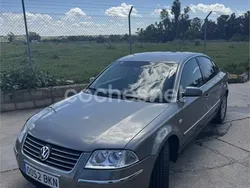 Usado 2001 VW Passat Highline Familiar | 1500 €